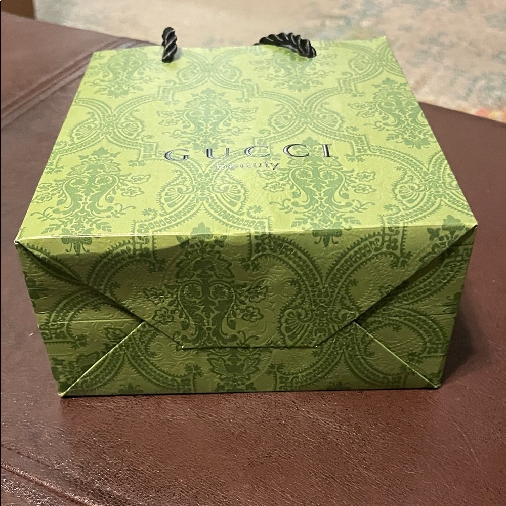 Olive Green Beauty shopping 🛍️ bag - Picture 3 of 6